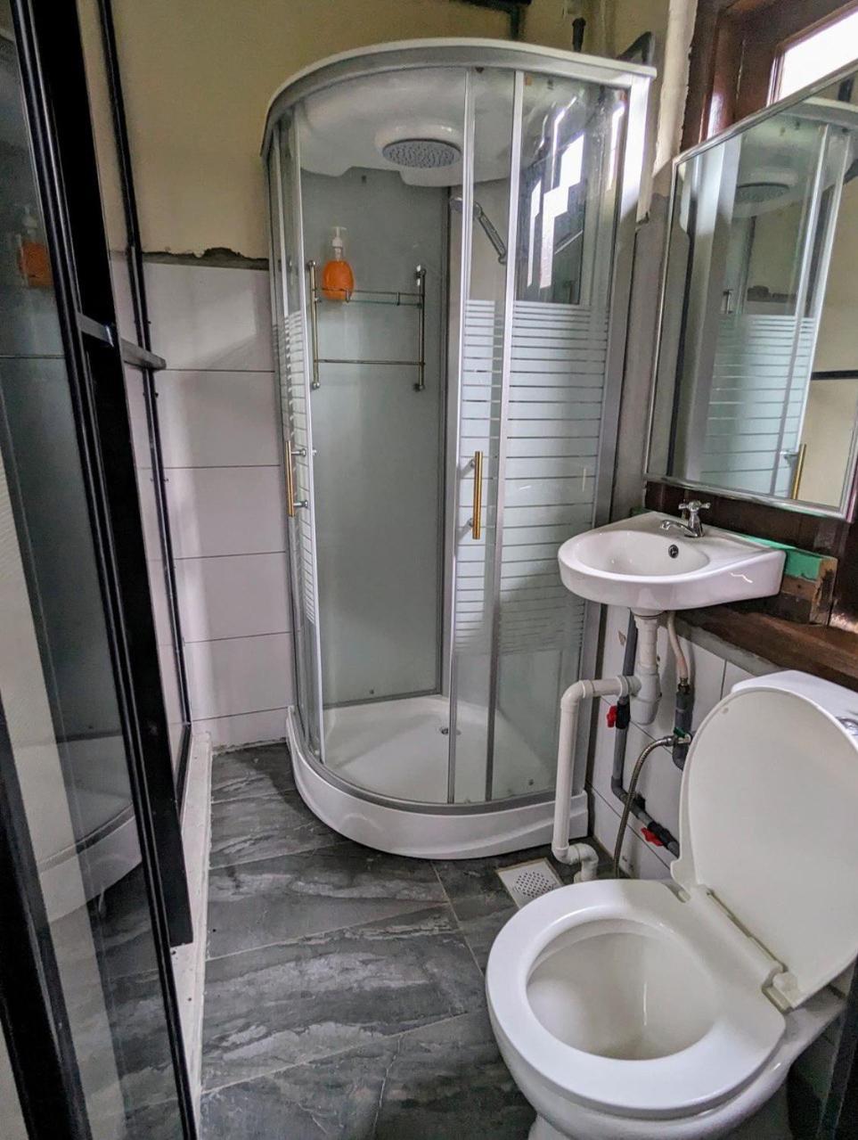 The Manor By Mingle Hostel Kuala Lumpur Luaran gambar